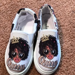 Girls size 11 white canvas with Queen pictures